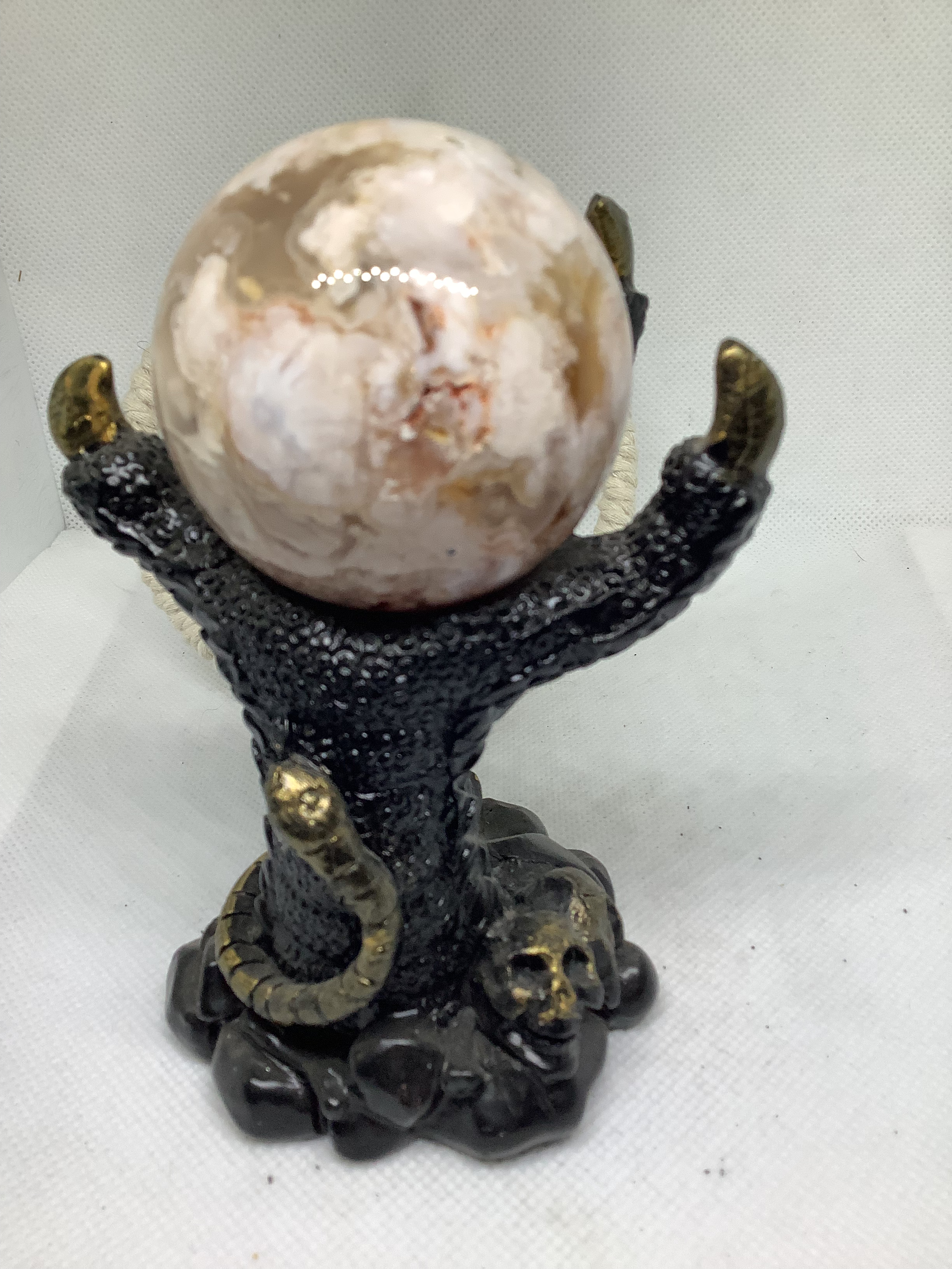 Claw Sphere Stand