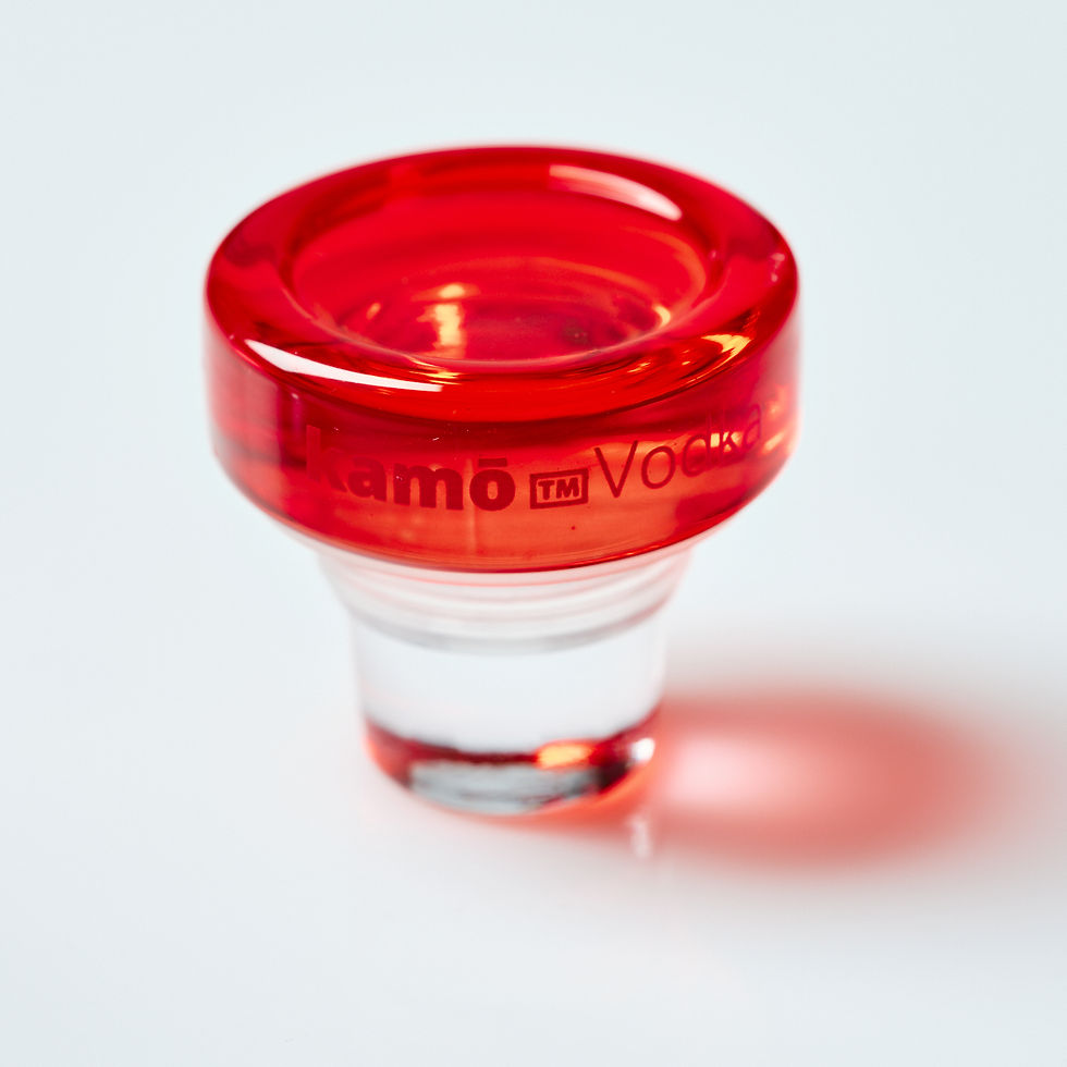 縮圖：The bottle cap for Redberry flavoured 70cl Premium vodka bottle