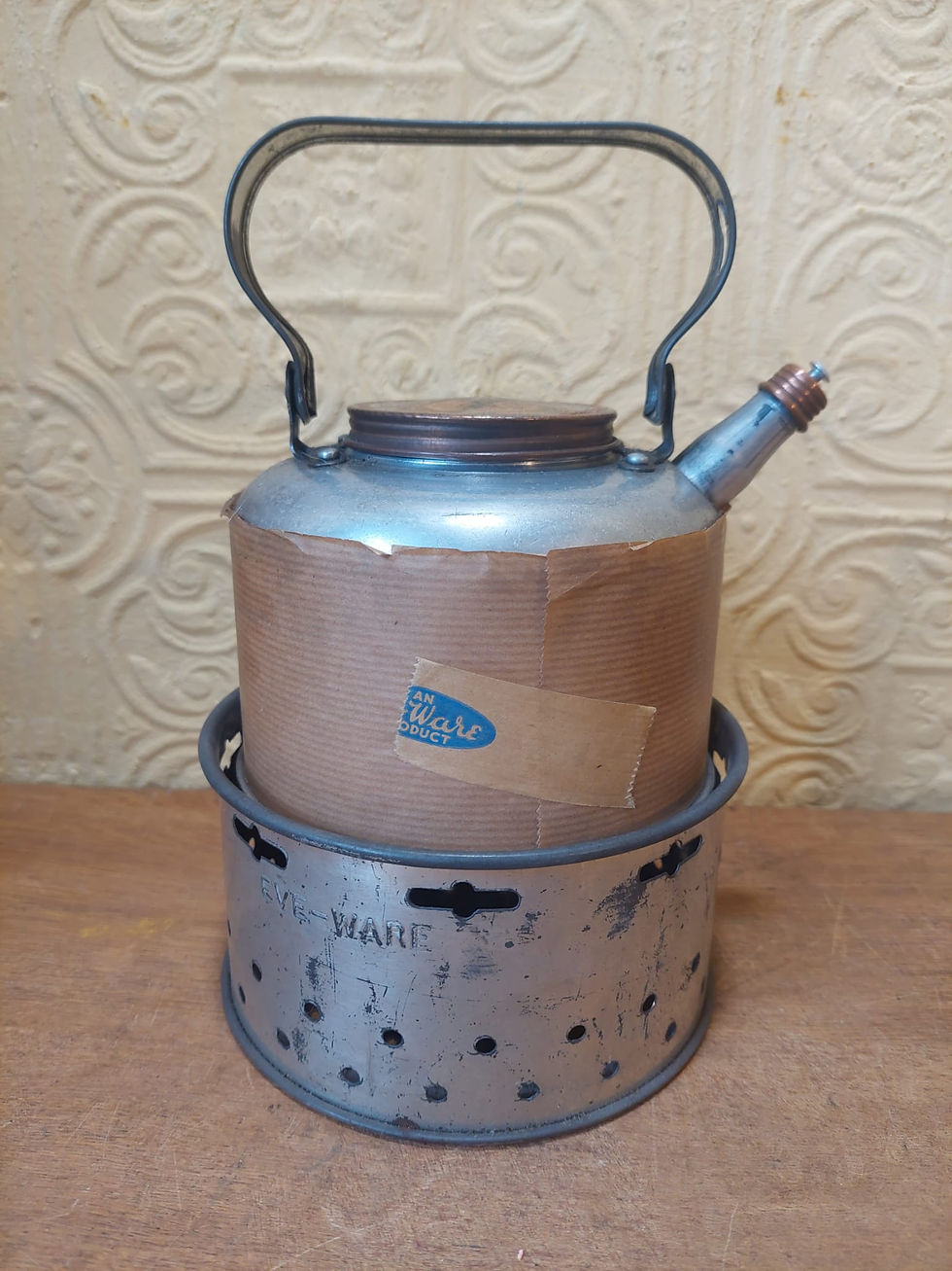 Thumbnail: Vintage "Eve Ware" 1950s Camping Kettle With Copper Lid & Original Box 2481 