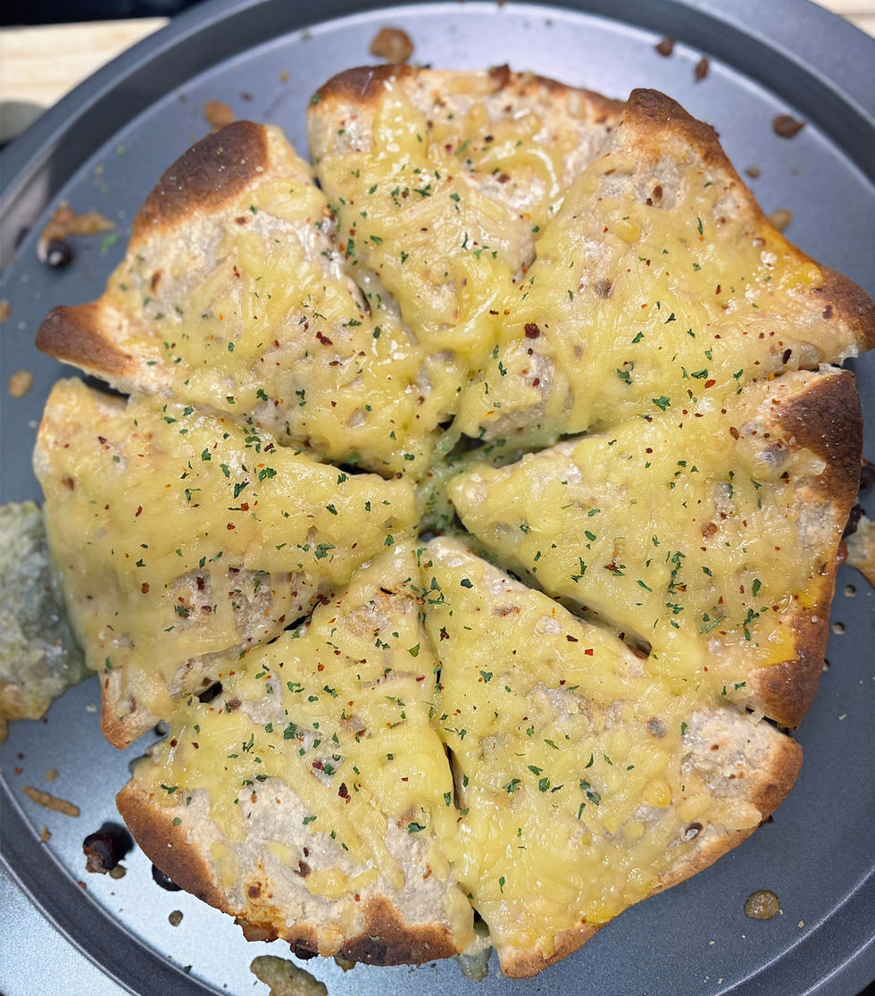 Vegan Quesa-Pizza!