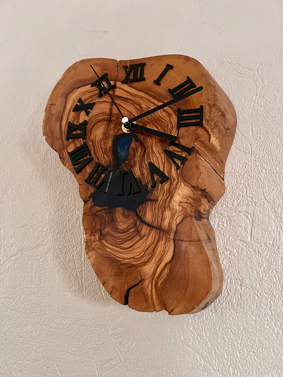 Miniature : Horloge en résine et bois d'olivier CR-20