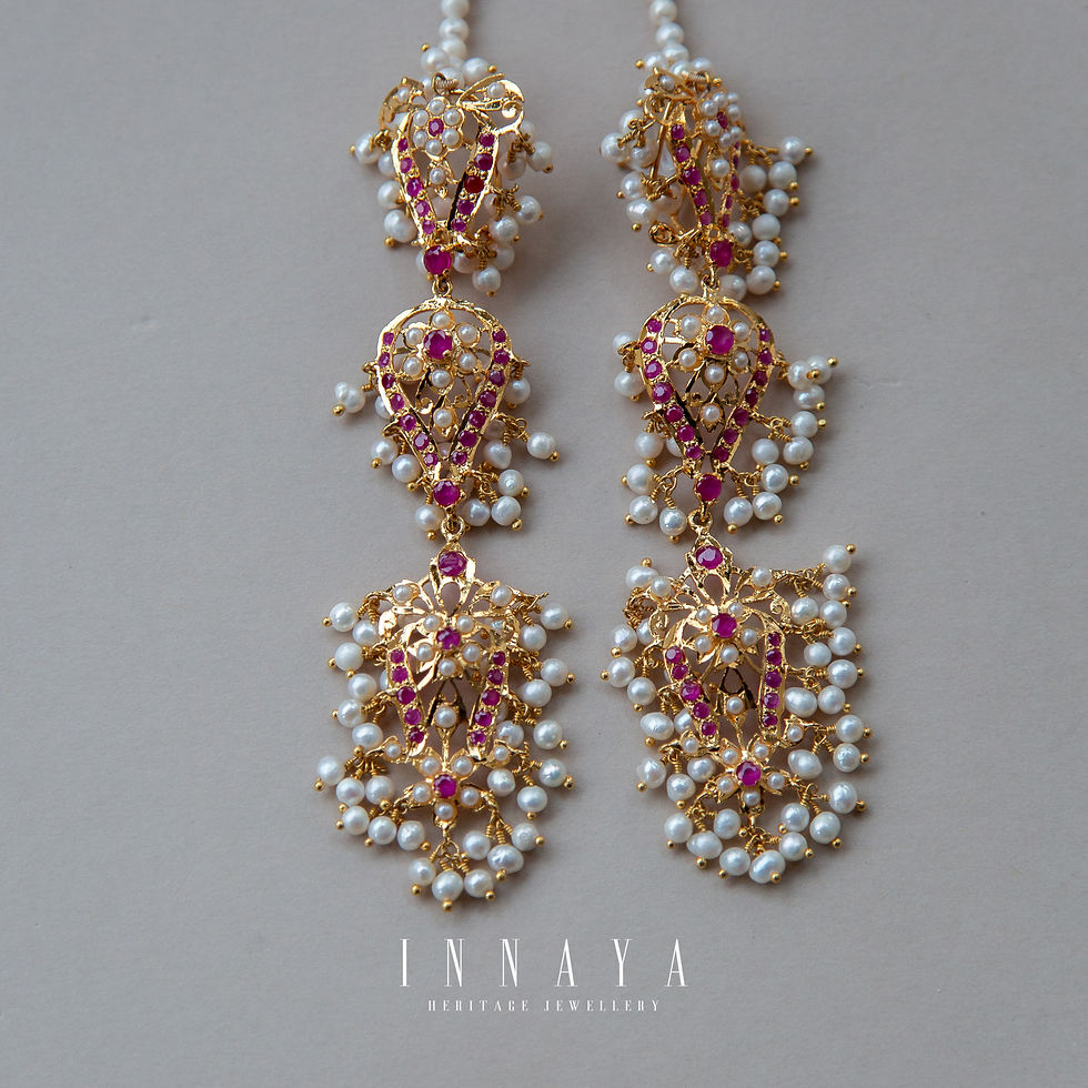 Thumbnail: Nida Earrings Garnet Pre Order
