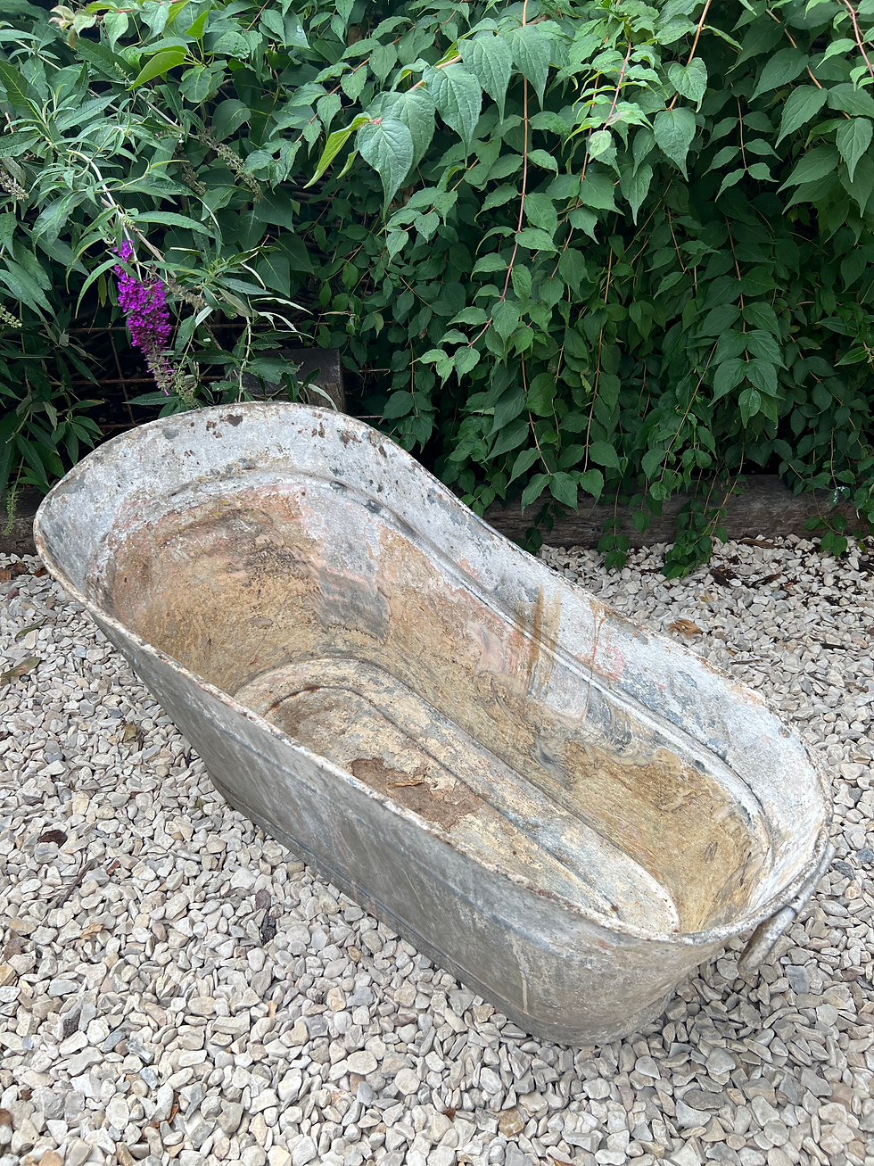 Thumbnail: Heavy Antique Galvanised Bath