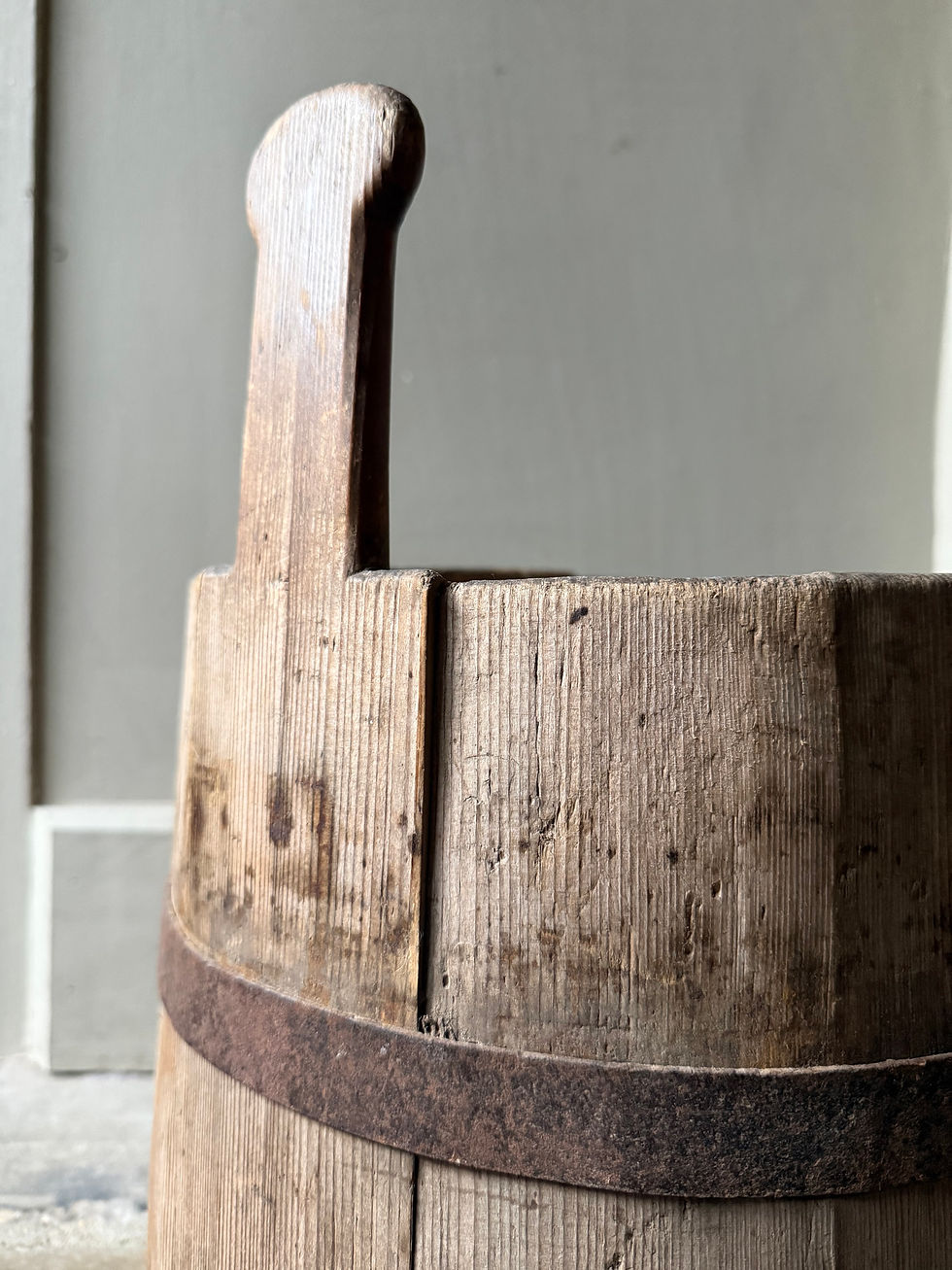 Thumbnail: Antique Wooden Piggin Bucket 