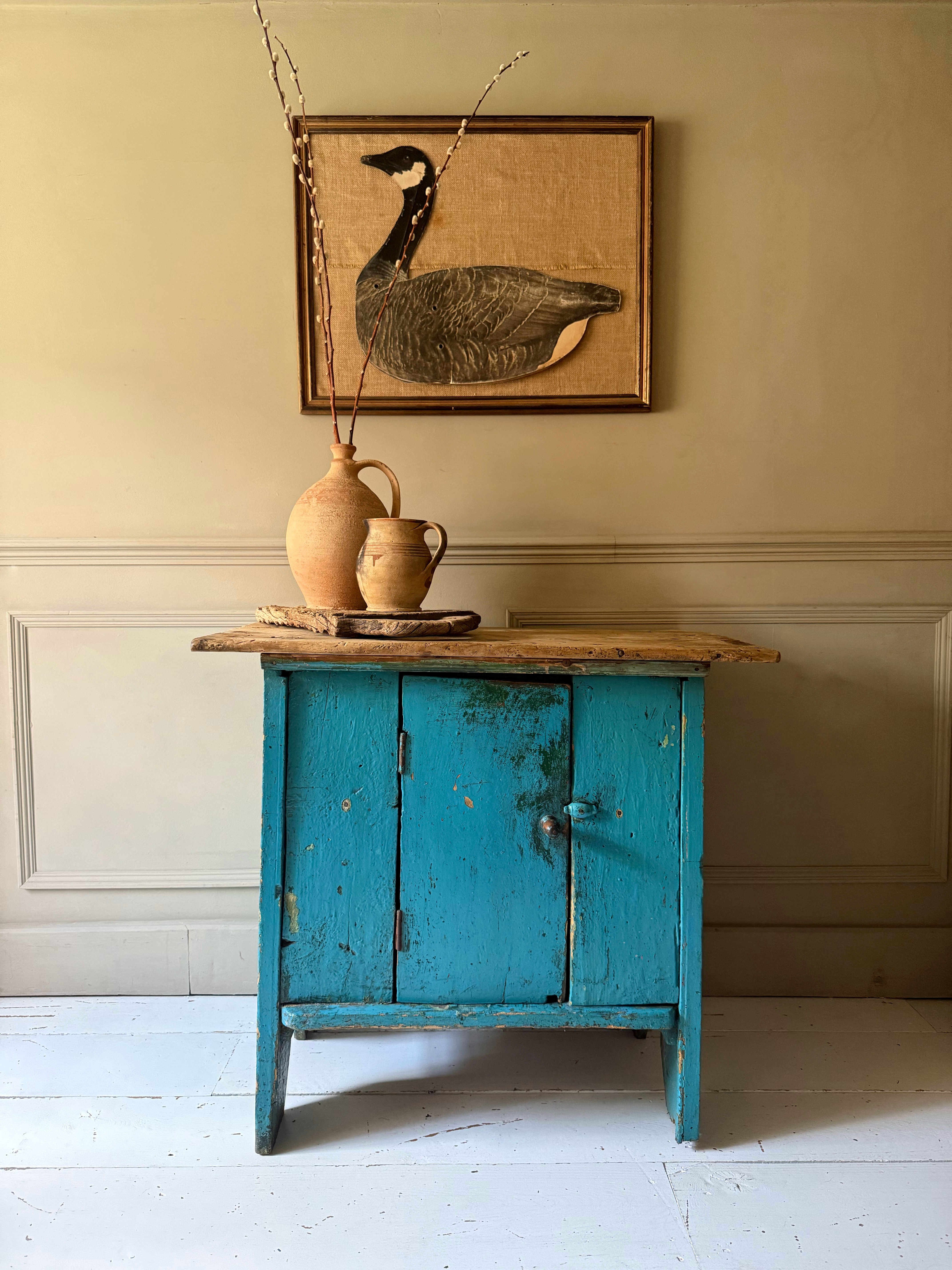 18c Painted Shepherd’s Hutch Cupboard 