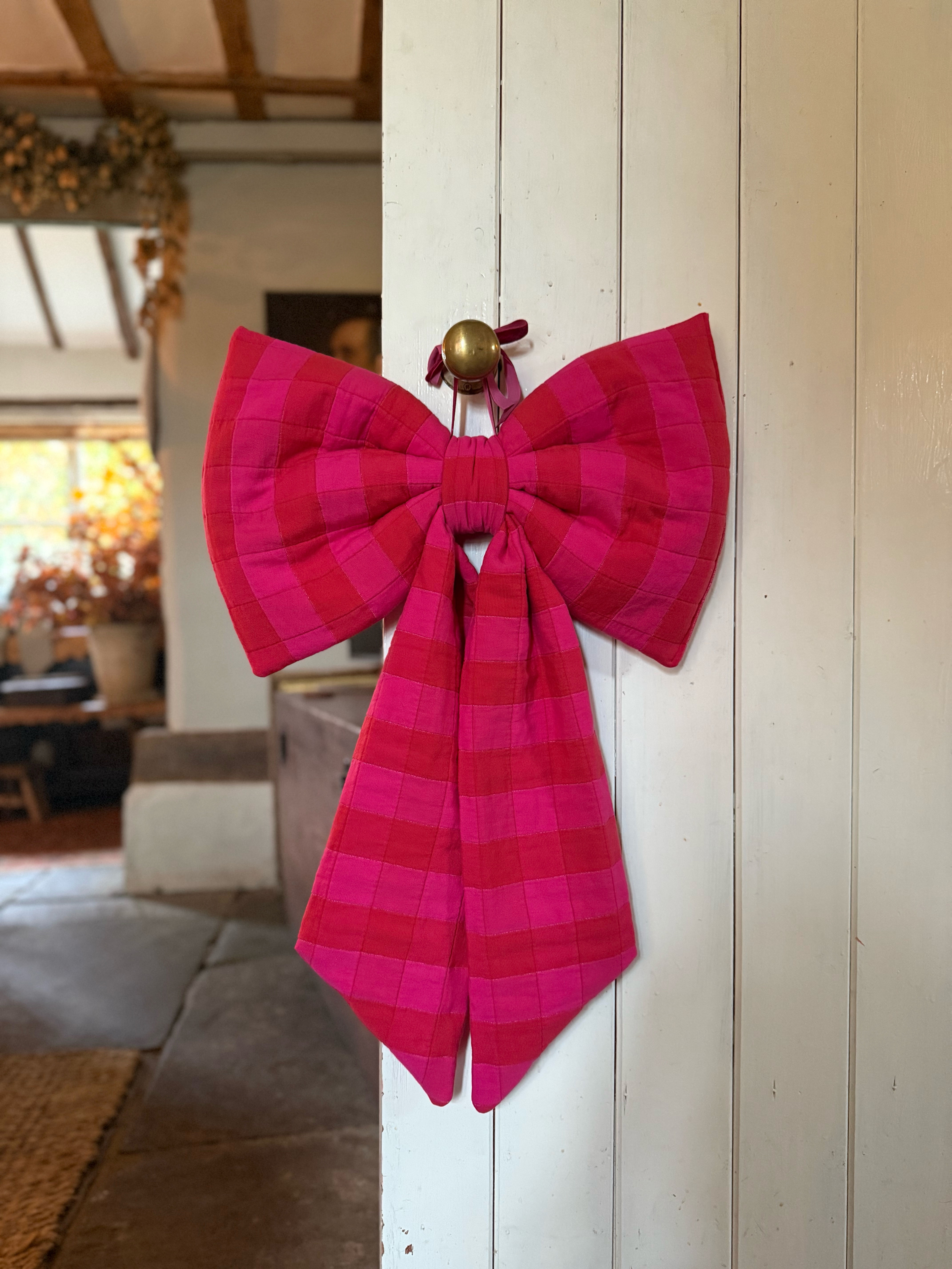 Quilted Bow in Pink Stripe