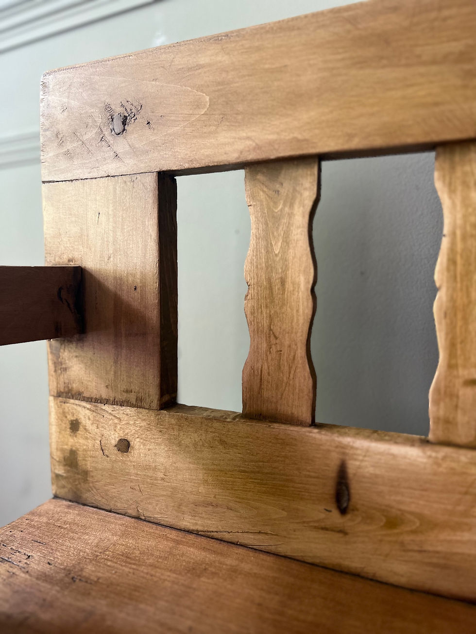Thumbnail: Primitive Bench 