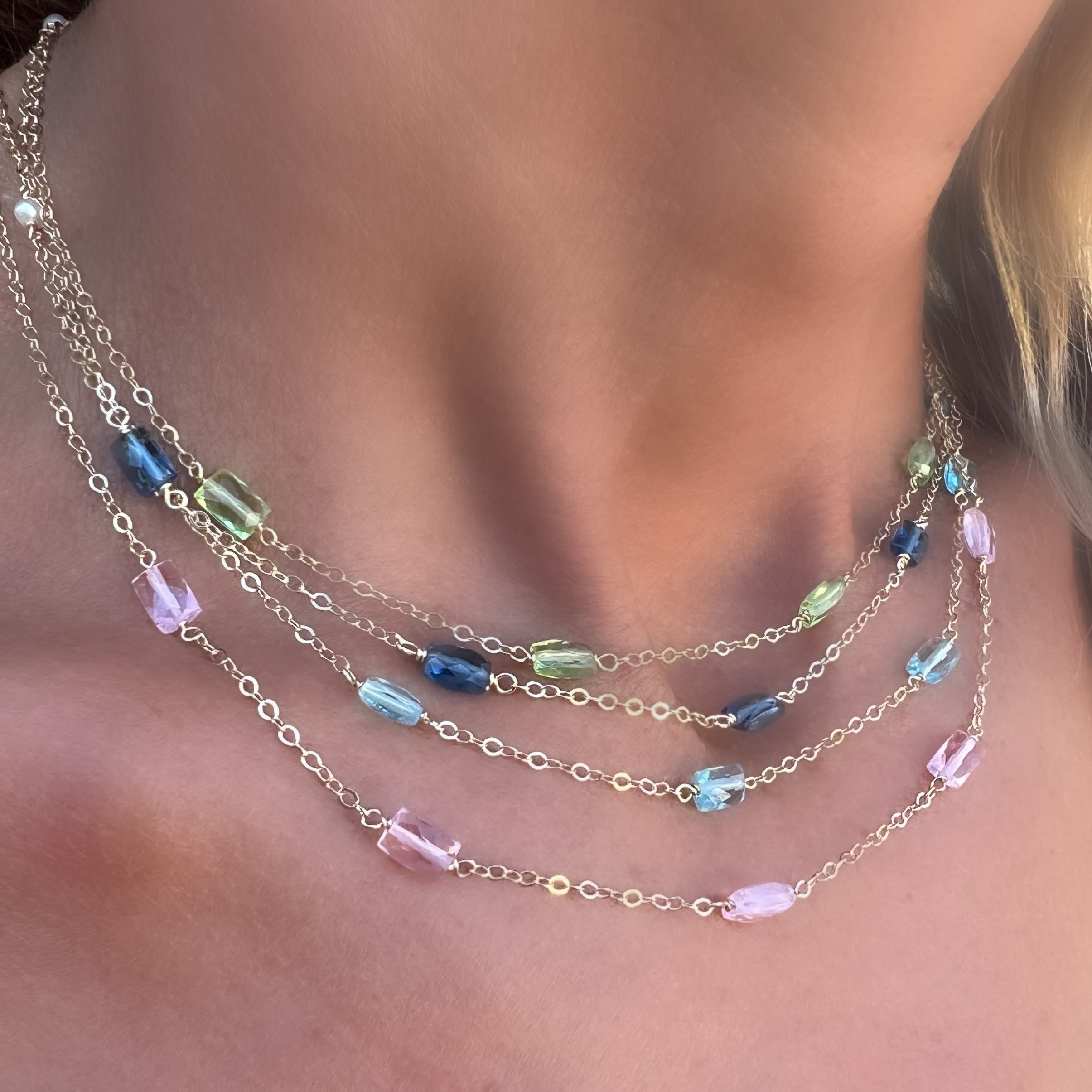 Mini Chiclets ( 4 different colors)