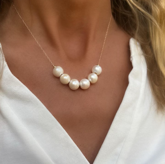 Large Smile Pearl Necklace Gold-Filled