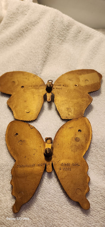 VTG Dart Butterfly Wall Hangings-Rear