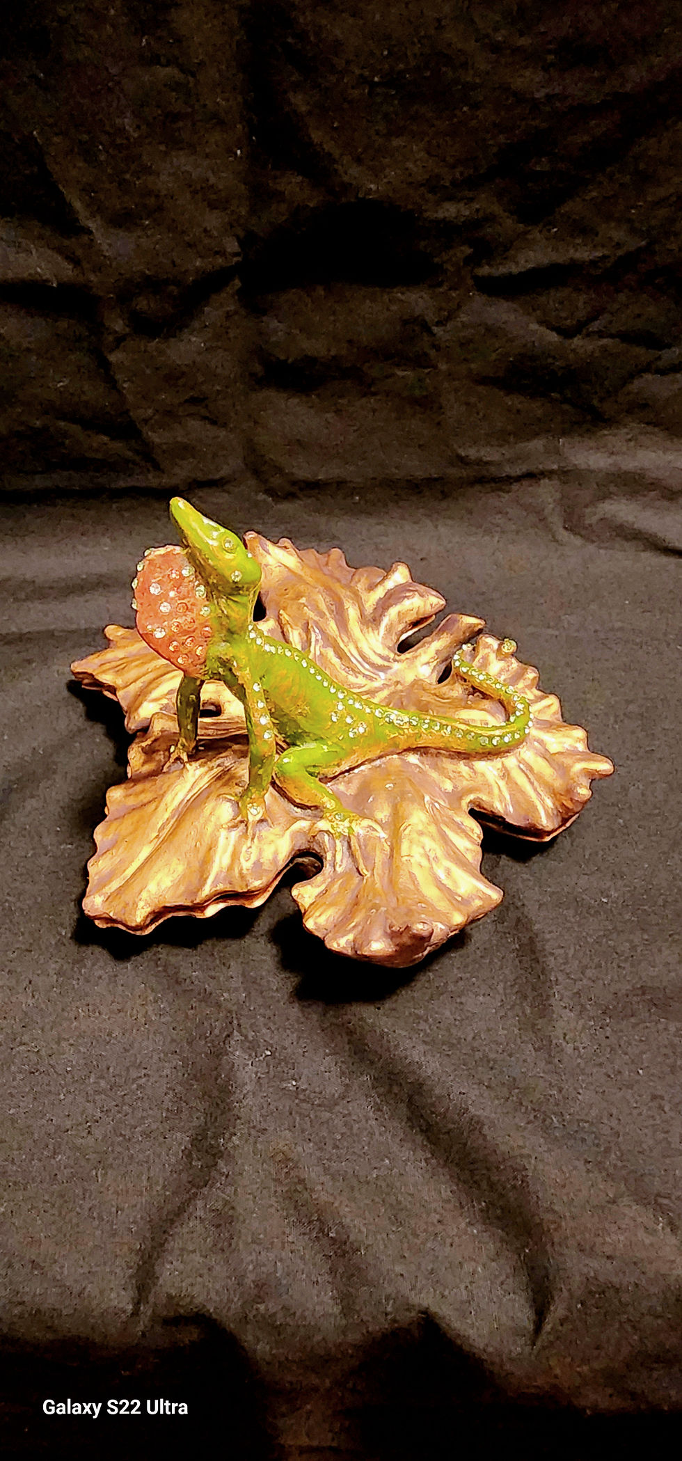 Bejeweled Lizard-Front