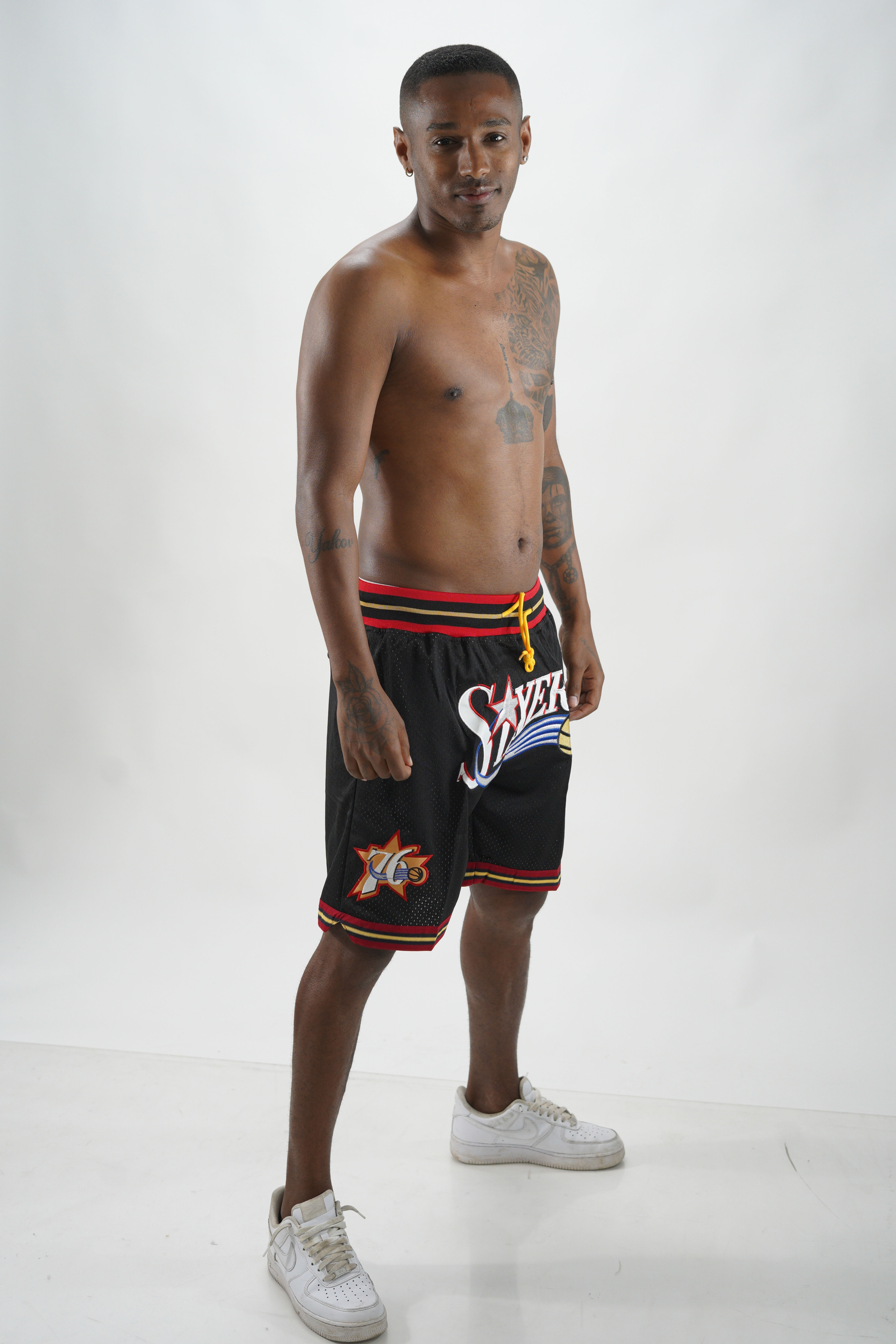 76ers Jersey (Black)