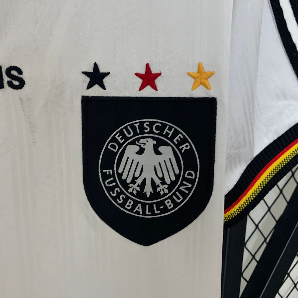 Miniatura: Alemania retro home kit 1996