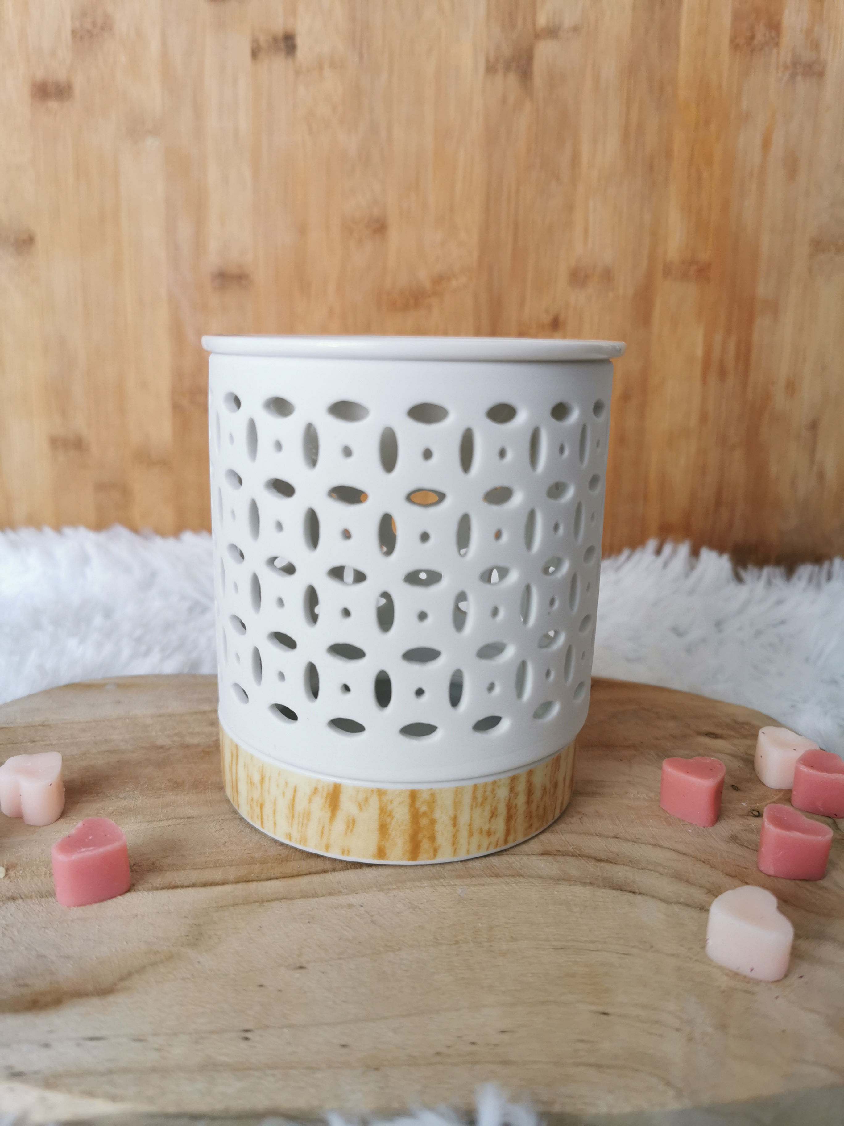 Brûle parfum Dotty socle effet bois