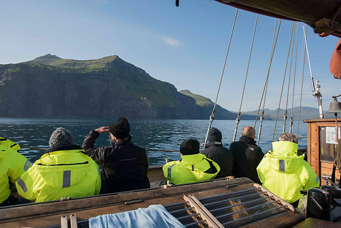 232349704_984012012172775_5225594664393686024_n (1).jpg