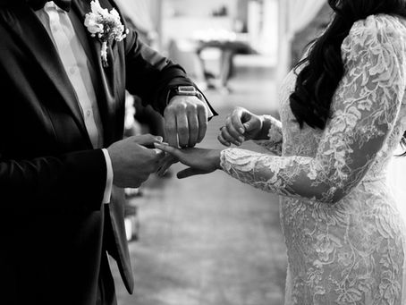 7 Creative Wedding Ceremony Ideas That Add Personality and Fun