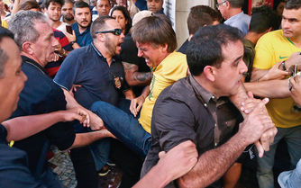 Estado de Bolsonaro inspira cuidados nas primeiras 48 horas