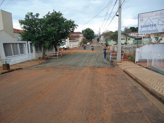 Trânsito na rua 22 é aberto provisoriamente