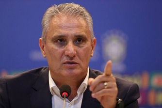 Tite divulga última convocação para amistosos
