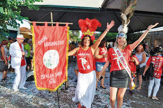Espalha Samba distribuirá confetes e serpentinas gratuitamente em seu desfile carnavalesco