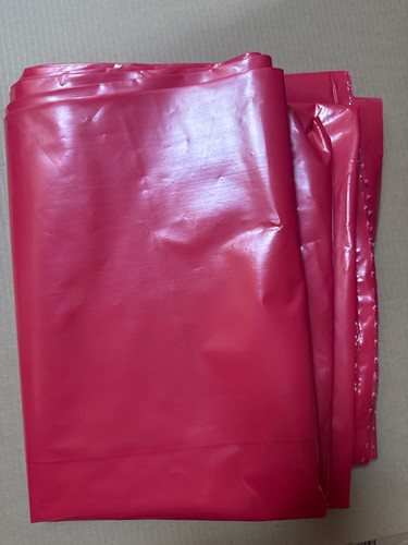 Housse de protection polyéthylène rose pour matelas 160x200cm | Cartons&Co