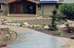 Varigated Bluestone Flagstone_edited.jpg