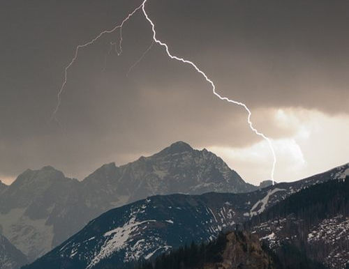 CSEC English B: An African Thunderstorm- David Rubadiri Analysis