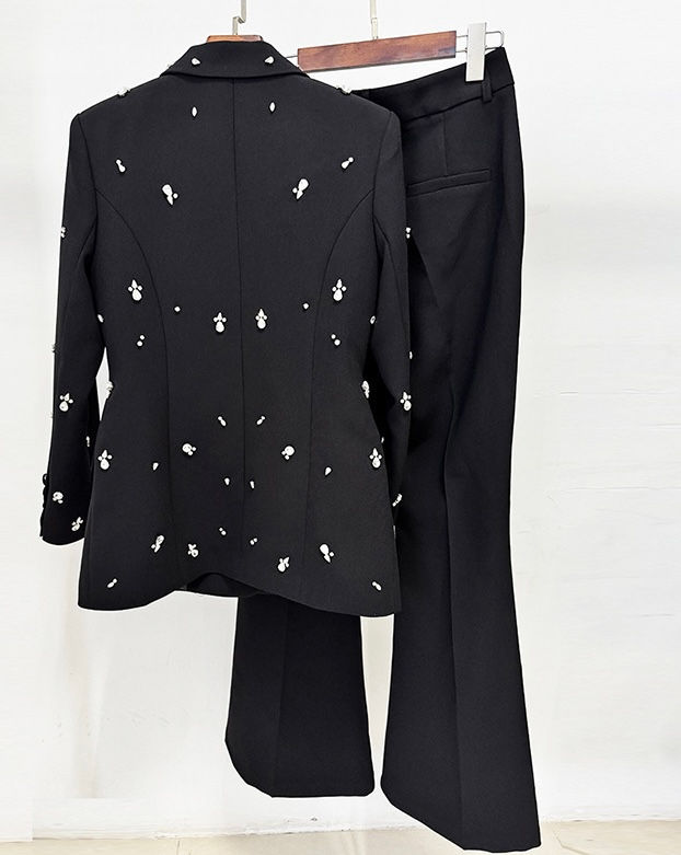 Thumbnail: Black Suit