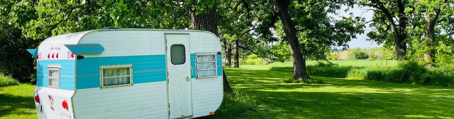 Retro camper at Boone Prairie Farm
