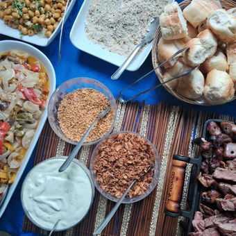 mesa de churrasco  a domicilio com acompanhamentos
