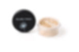 Glowing complexion finishing powder