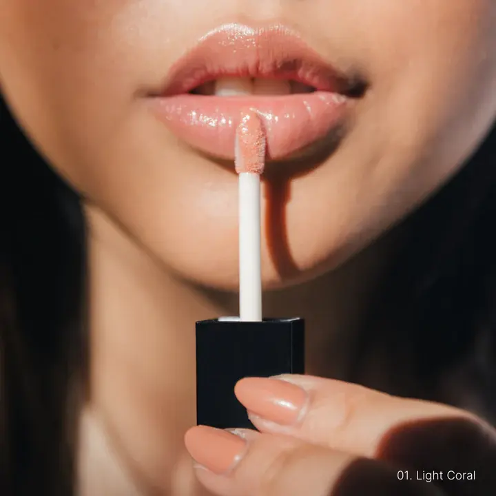 Thumbnail: Instant Gloss Lip Maximizer
