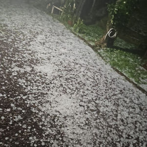 Chuva de granizo é registrada na região