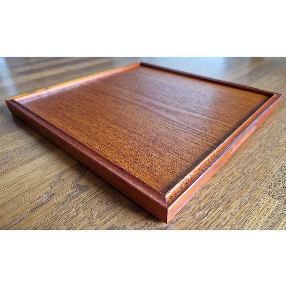 Miniaturbild: Japanische Holztablett leer und in der Ansicht von schräg unten