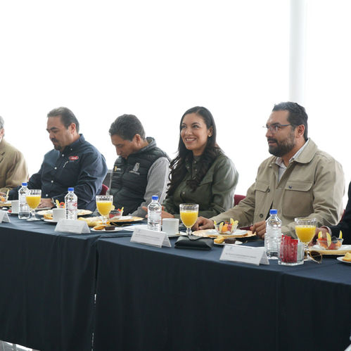 REAFIRMA MUNICIPIO TRABAJAR DE MANERA COORDINADA CON DEPENDENCIAS Y SECTOR DE LA CONSTRUCCIÓN