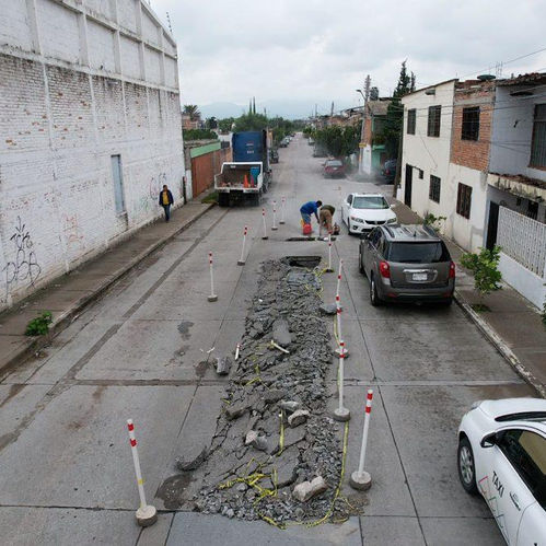 REALIZA OBRA DE ALCANTARILLADO EN LA COLONIA VICENTE GUERRERO MIAA