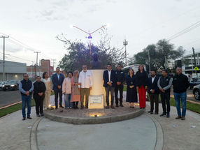 ENTREGA LEO MONTAÑEZ LA REHABILITACIÓN DEL CAMELLÓN CENTRAL DE LA AVENIDA MAHATMA GANDHI