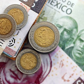 EL PESO MEXICANO HILA SU TERCERA CAÍDA FRENTE AL DÓLAR TRAS DATOS DE ESTADOS UNIDOS
