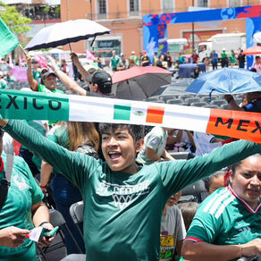 LA FIESTA FUTBOLERA LLEGÓ A LA PLAZA PRINCIPAL DE AGUASCALIENTES