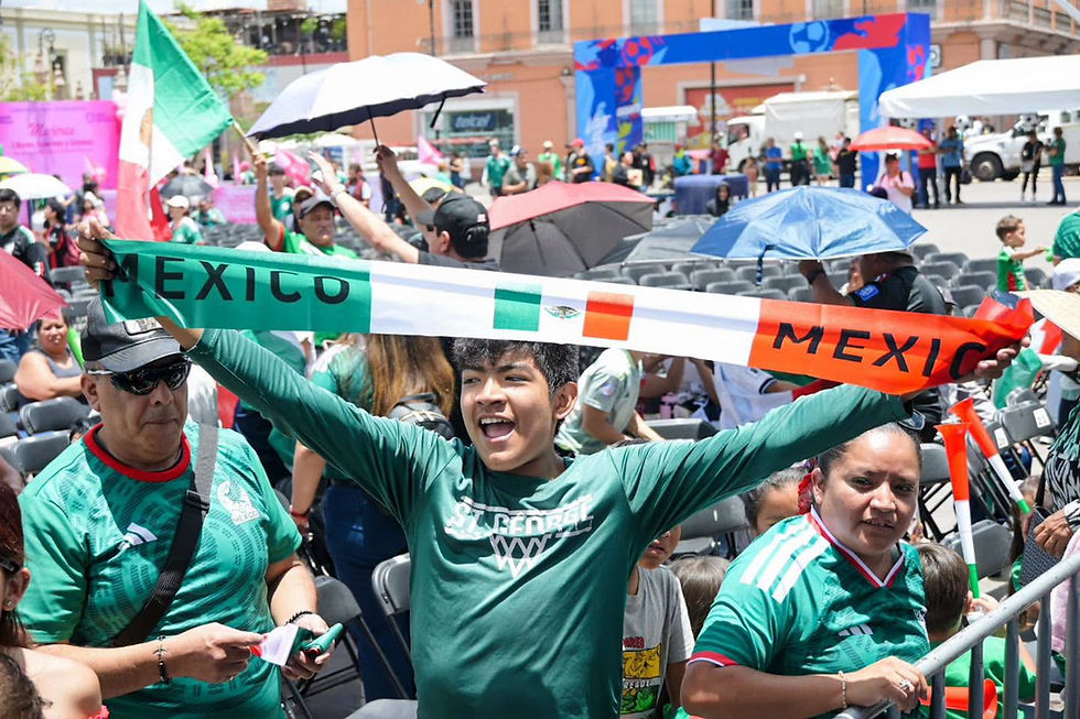 LA FIESTA FUTBOLERA LLEGÓ A LA PLAZA PRINCIPAL DE AGUASCALIENTES