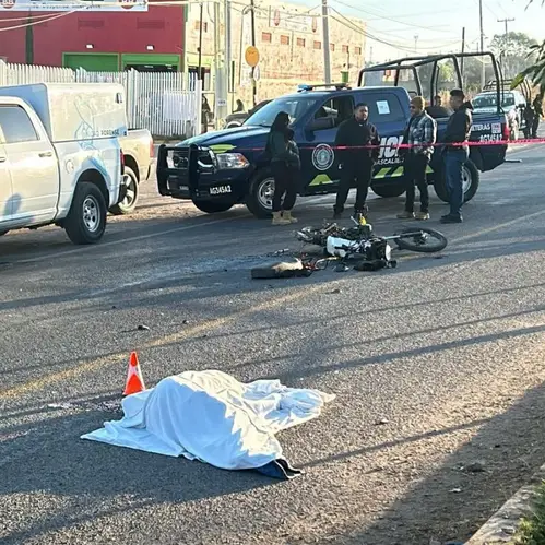 FALLECE UN MOTOCICLISTA AL CHOCAR CON UN CAMIÓN DE BASURA