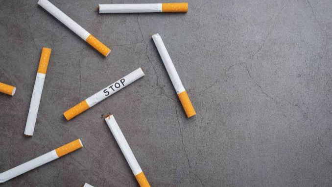 ¿POR QUÉ LA GENTE SIGUE FUMANDO SI SE SABE QUE ES DAÑINO PARA LA SALUD?