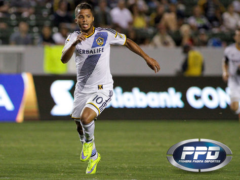 Santos golea al Galaxy 4-0.