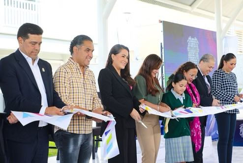 TERE JIMÉNEZ ENTREGA SECUNDARIA Y JARDÍN DE NIÑOS EN VILLA DE LAS NORIAS