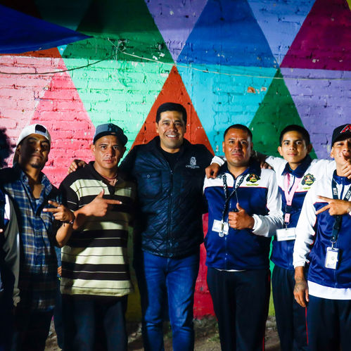 LEO MONTAÑEZ REALIZA HABILITACIÓN DE UN NUEVO PASO SEGURO EN CLAUSTROS DE LOMA DORADA