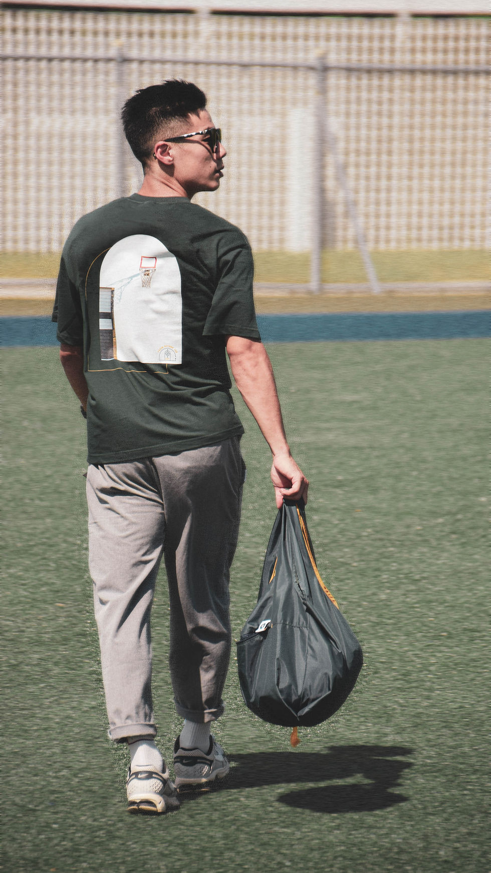縮圖：Bag beyond the arc I 隨身背袋