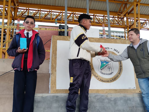 ¡Jaque mate! la IED Carmen de Carupa celebra a sus campeones de ajedrez