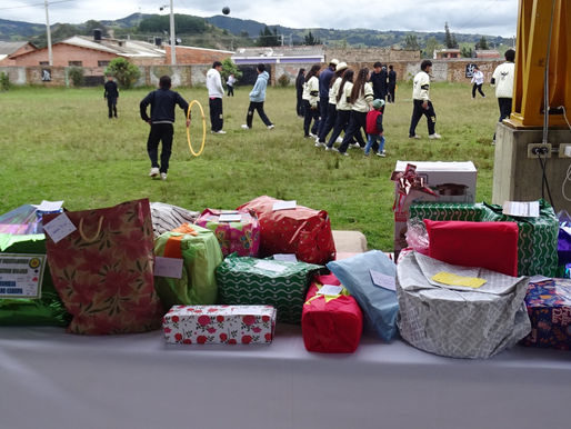 Emotiva Celebración del DÃa de la Familia Unió a la Comunidad Educativa de la IED Carmen de Carupa
