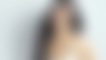 How to Prepare for a Portrait Session (So Portraits Look Natural & Confident)