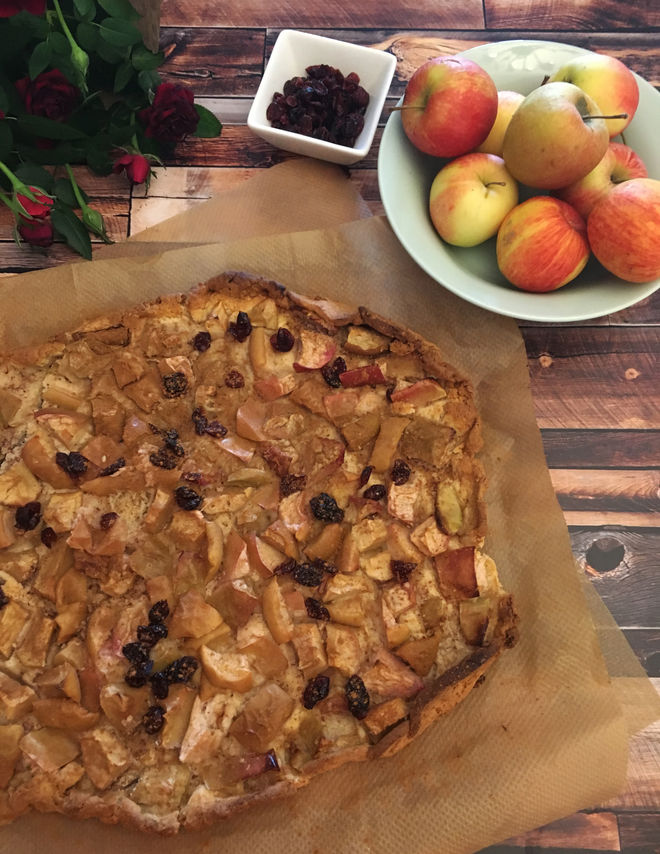 VEGANER APFELKUCHEN AUS MÜRBTEIG